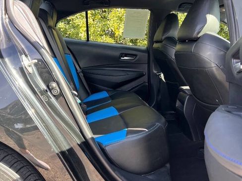 Used 2020 Toyota Corolla SE image 19