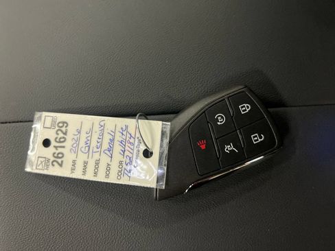 New 2026 GMC Terrain Denali AWD/4WD image 30