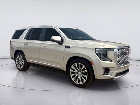 Used 2021 GMC Yukon Denali w/ Denali Ultimate Package RWD image 1
