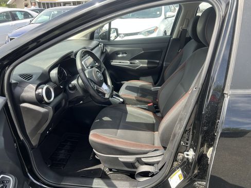 Used 2020 Nissan Versa SR FWD image 15