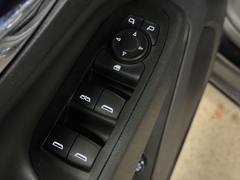 Certified 2020 Chevrolet Equinox LT image 29