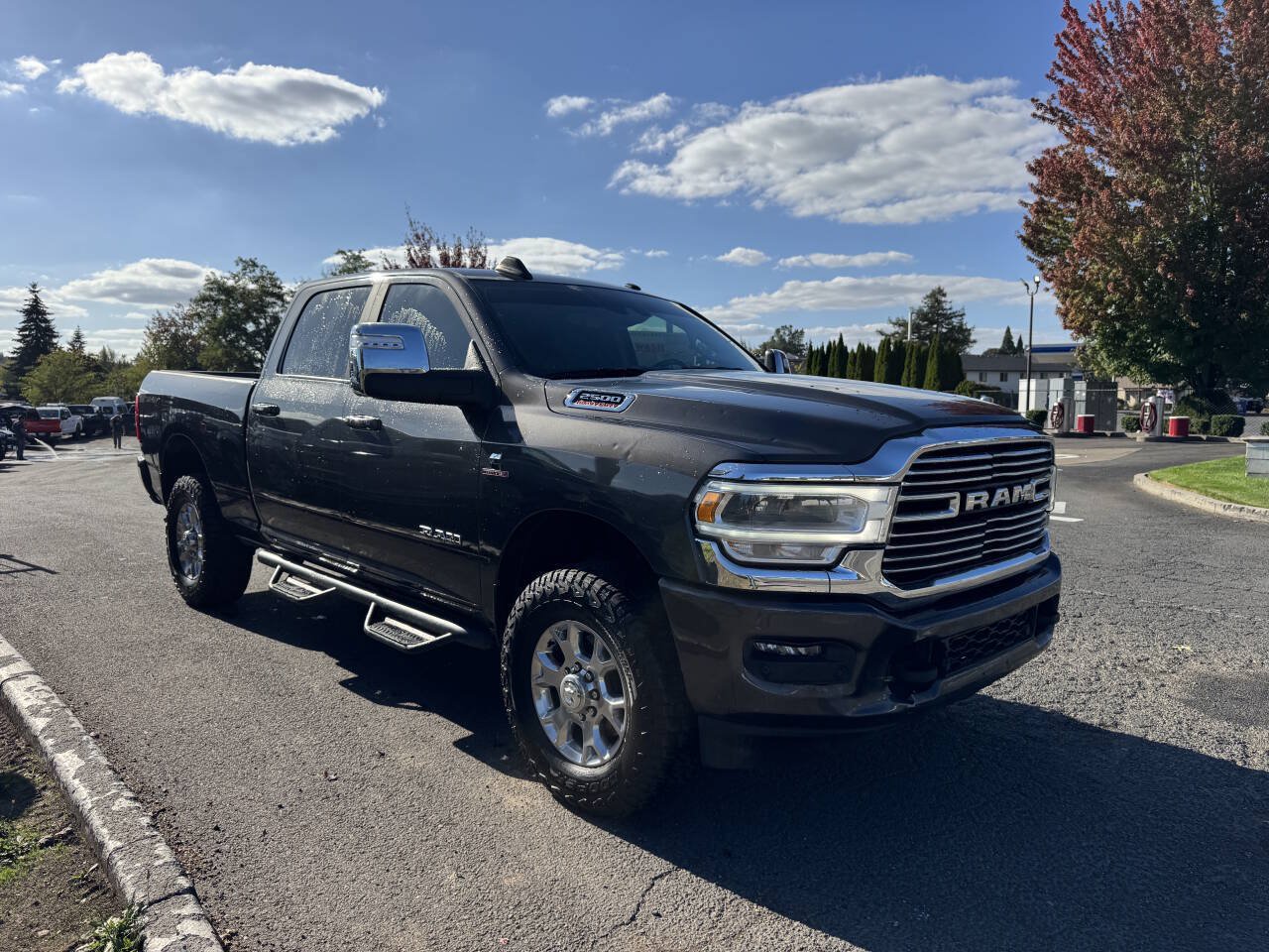 Used 2024 RAM 2500 Laramie w/ Safety Group AWD/4WD image 2