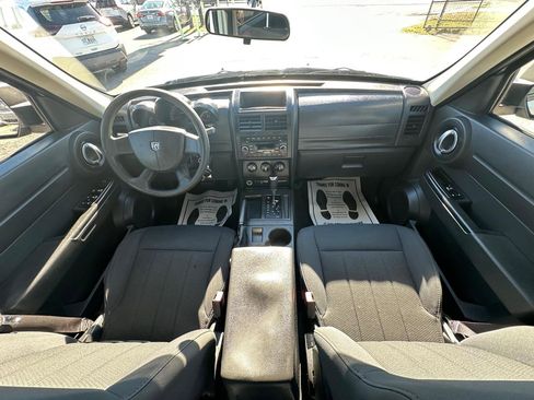 Used 2011 Dodge Nitro Heat image 6