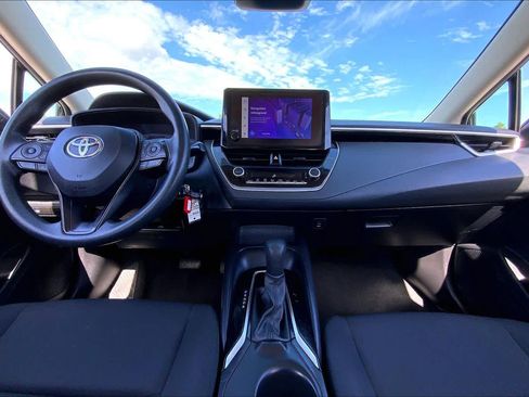 Used 2024 Toyota Corolla LE FWD image 15