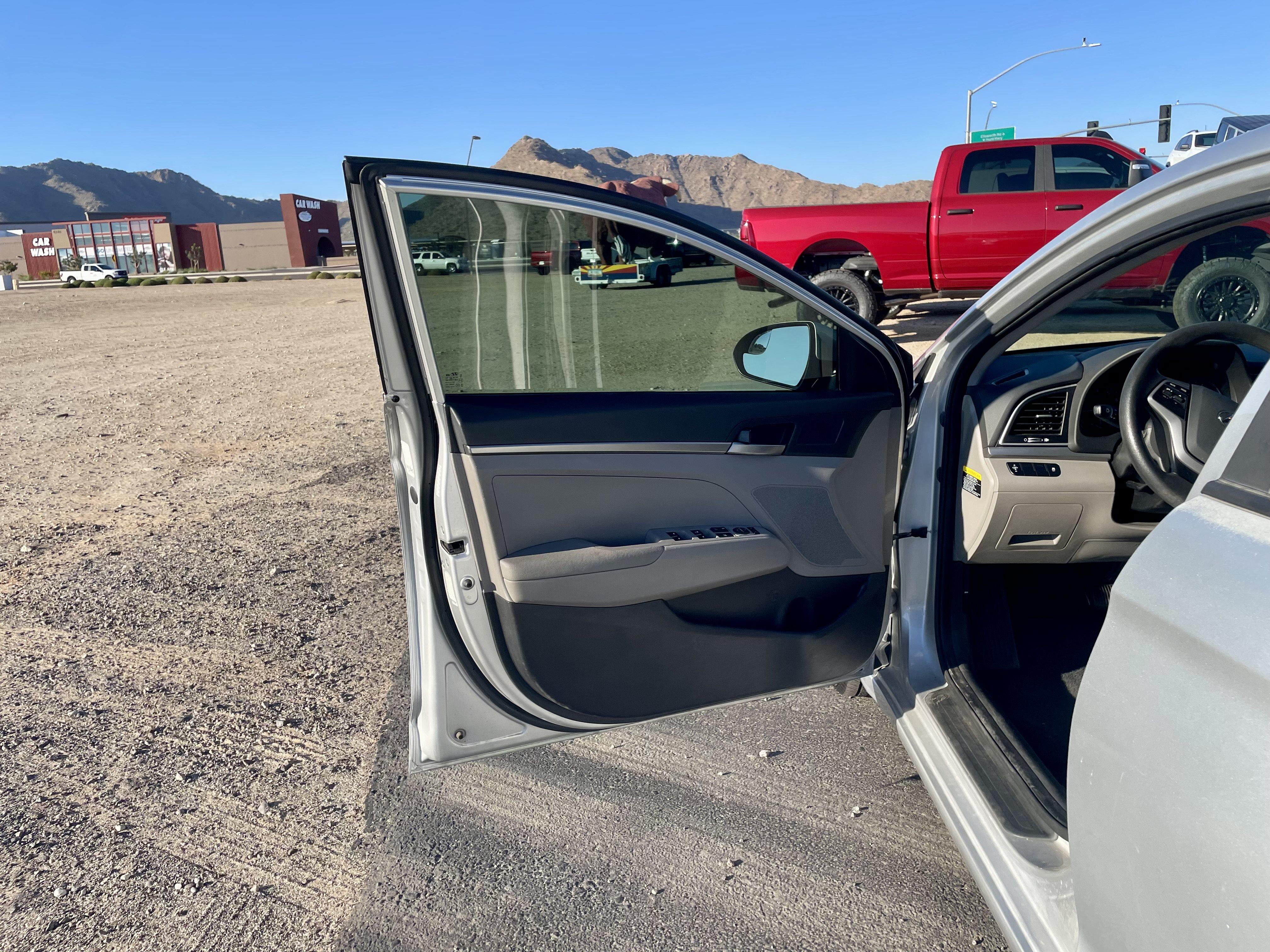 Used 2017 Hyundai Elantra SE FWD image 12