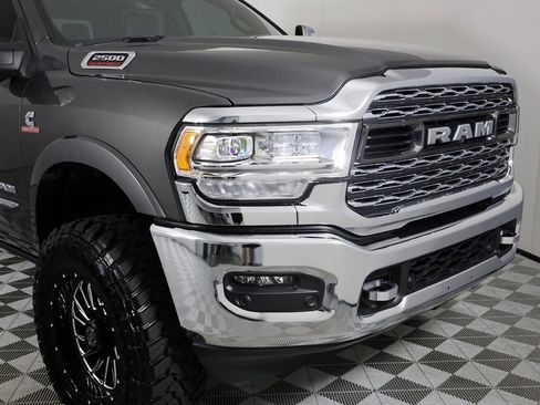Used 2024 RAM 2500 Limited image 43