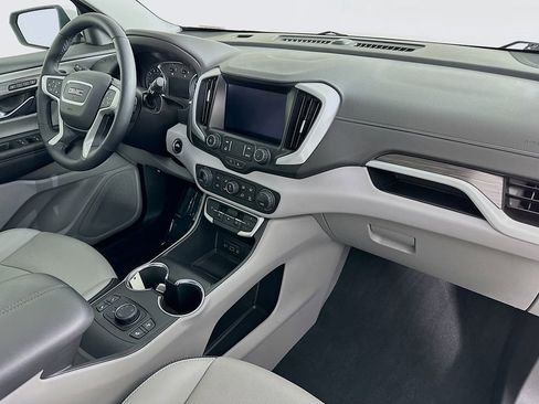 Used 2023 GMC Terrain SLT image 35