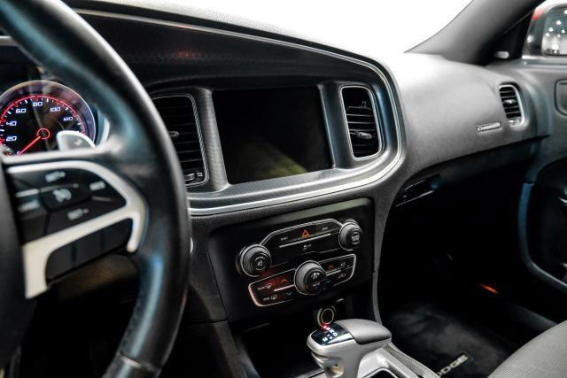 Used 2016 Dodge Charger R/T w/ Navigation & Travel Group RWD image 28