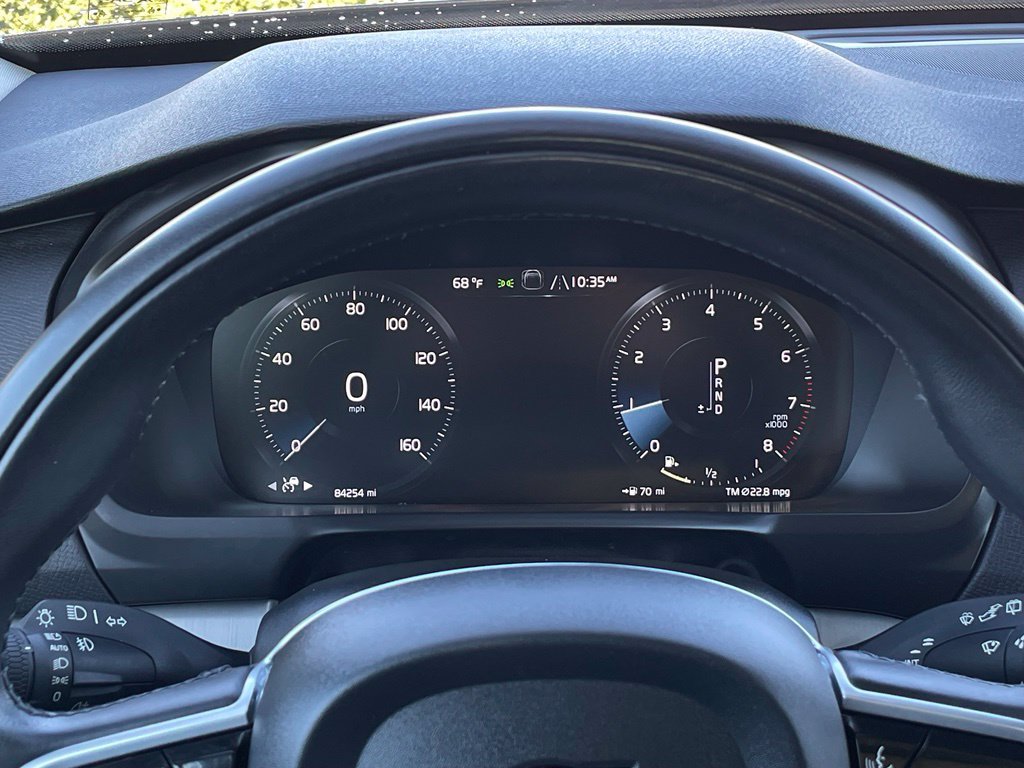 Used 2022 Volvo XC90 T5 Momentum AWD/4WD image 15