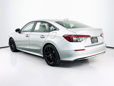 Used 2025 Honda Civic Sport image 5