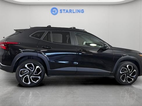 Certified 2024 Chevrolet Trax RS w/ Driver Confidence Package FWD image 11