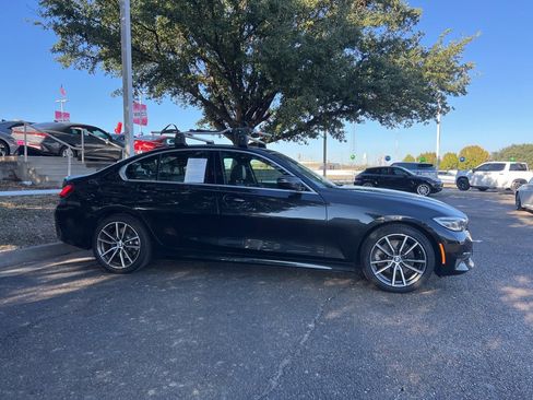 Used 2019 BMW 330i Sedan w/ Convenience Package image 8