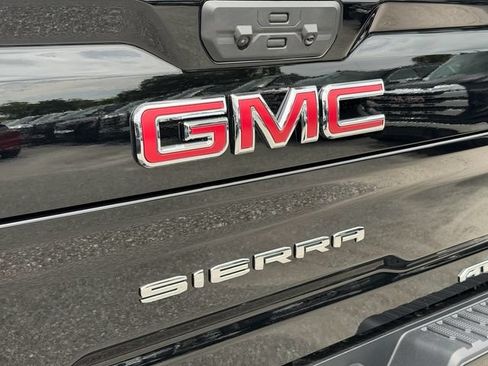 New 2026 GMC Sierra 2500 AT4 w/ AT4 Preferred Package AWD/4WD image 10