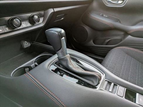 Used 2023 Honda HR-V Sport image 12