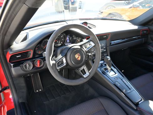 Used 2019 Porsche 911 Carrera T image 16