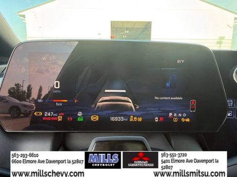 Used 2024 Chevrolet Equinox EV RS FWD image 14