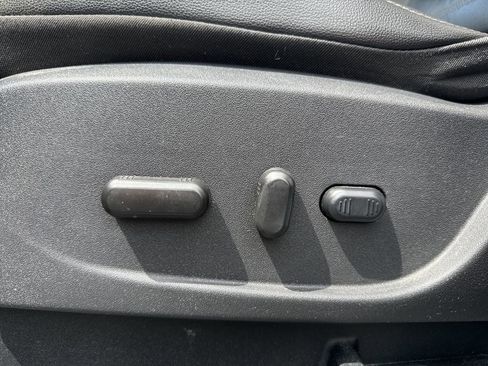 Used 2018 Ford Escape Titanium AWD/4WD image 12