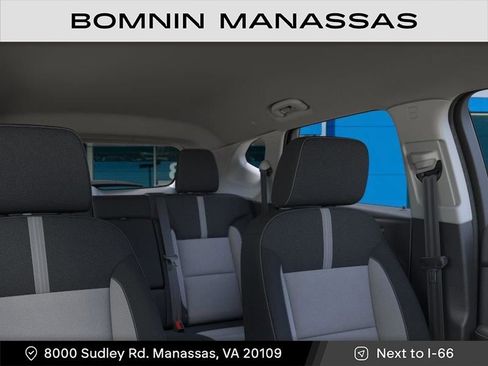 New 2026 Chevrolet Blazer LT image 24