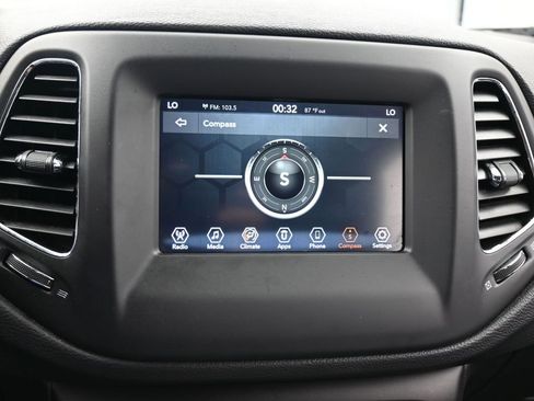 Used 2019 Jeep Compass Latitude w/ Popular Equipment Group image 19