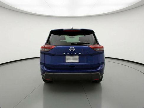 Used 2025 Nissan Rogue SV image 7