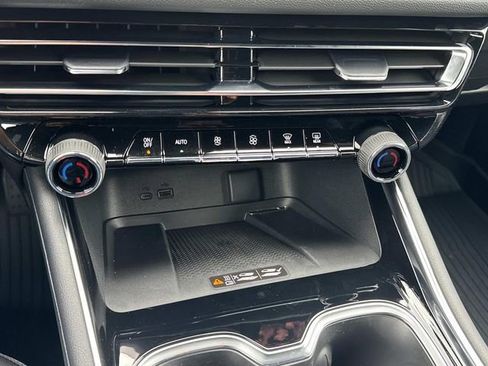 New 2026 Chevrolet Traverse LT w/ Enhanced Driving Package image 34