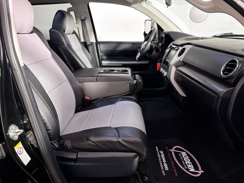 Used 2018 Toyota Tundra SR5 w/ TRD Off Road Package image 28