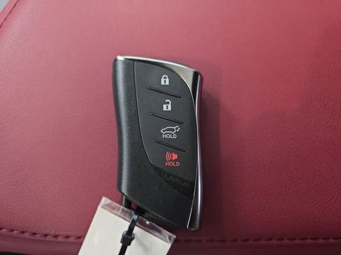 Certified 2025 Lexus NX 250 FWD w/ Accessory Package (2T) image 33