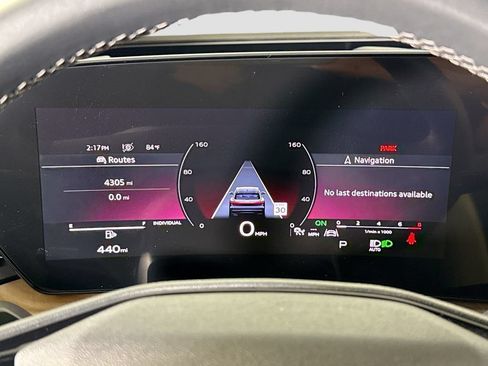 Used 2025 Audi Q5 Premium w/ Convenience Package AWD/4WD image 11