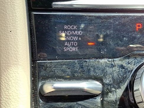 Used 2023 Jeep Grand Cherokee 4WD 4xe w/ Luxury Tech Group II image 18