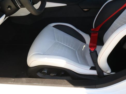 Used 2023 Chevrolet Corvette Stingray Premium Conv image 17