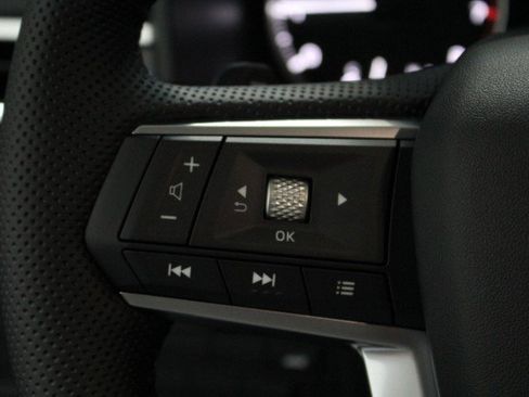 New 2026 Mitsubishi Outlander SE FWD image 9