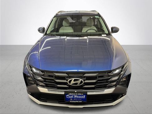Used 2025 Hyundai Tucson SEL FWD image 12