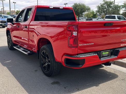 Used 2024 Chevrolet Silverado 1500 Custom image 6