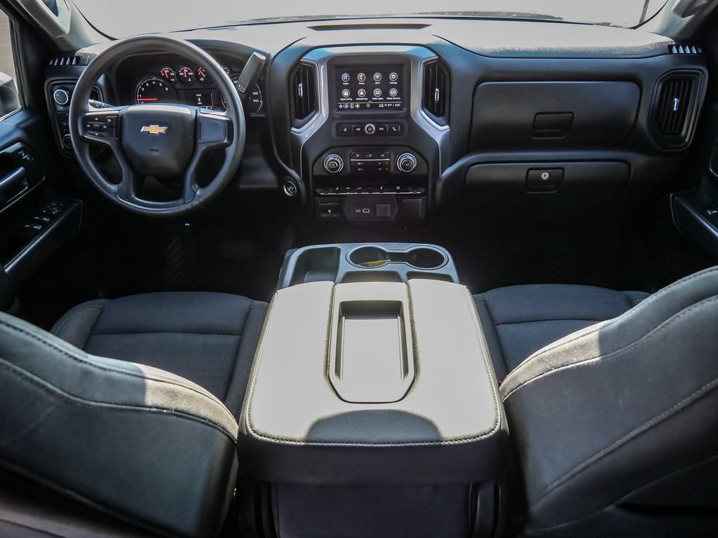 Used 2024 Chevrolet Silverado 2500 Custom w/ Custom Value Package AWD/4WD image 24