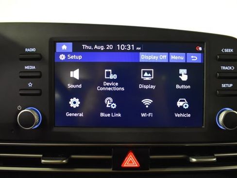 Used 2022 Hyundai Elantra SEL w/ Preferred Accessory Package FWD image 21