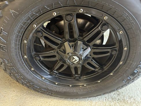 Used 2013 Ford F150 FX4 w/ Mid Equipment Group AWD/4WD image 33