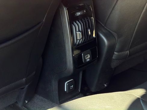 Used 2024 Jeep Compass Limited AWD/4WD image 29