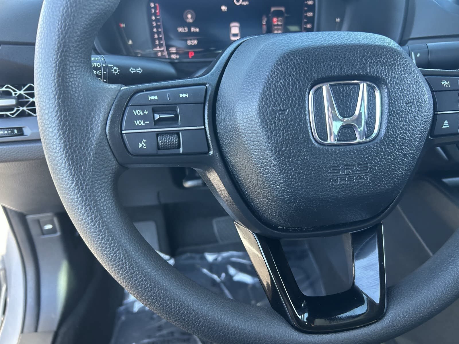 Certified 2023 Honda Accord EX image 28