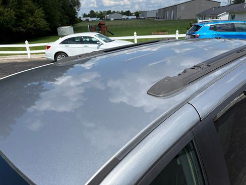 Used 2015 Chrysler Town & Country Touring-L w/ Driver Convenience Group FWD image 10