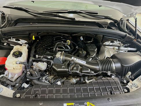 Used 2023 Jeep Grand Cherokee Altitude AWD/4WD image 35