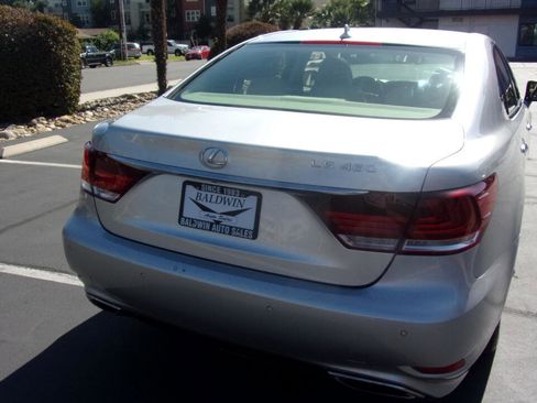 Used 2013 Lexus LS 460 image 16