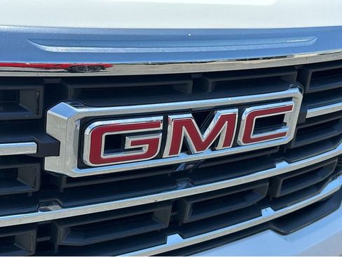 New 2025 GMC Acadia Elevation w/ Elevation Premium Package image 37