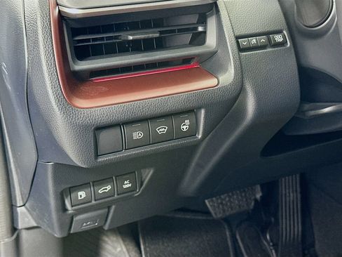 Certified 2025 Toyota Prius Plug-In Hybrid w/ Limited Premium Package FWD image 10