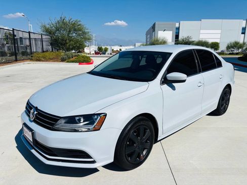 Used 2017 Volkswagen Jetta S image 1