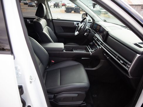 Used 2025 Hyundai Santa Fe SEL image 25