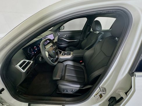 Used 2025 BMW 330i Sedan image 13