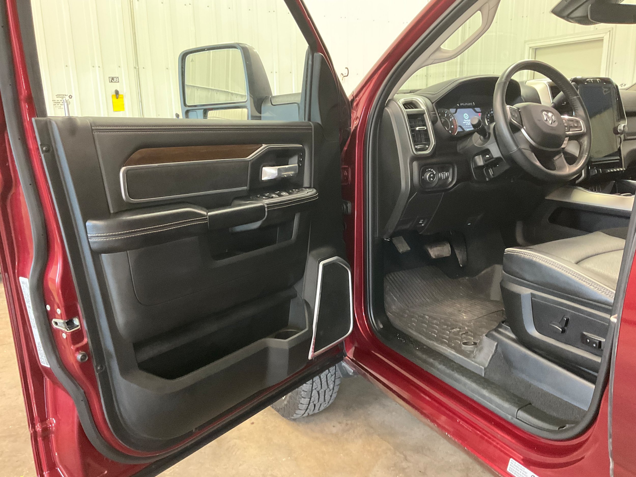 Used 2024 RAM 3500 Laramie w/ Safety Group AWD/4WD image 8