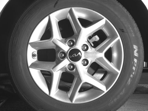 Used 2025 Kia Soul LX w/ LX Technology Package image 14