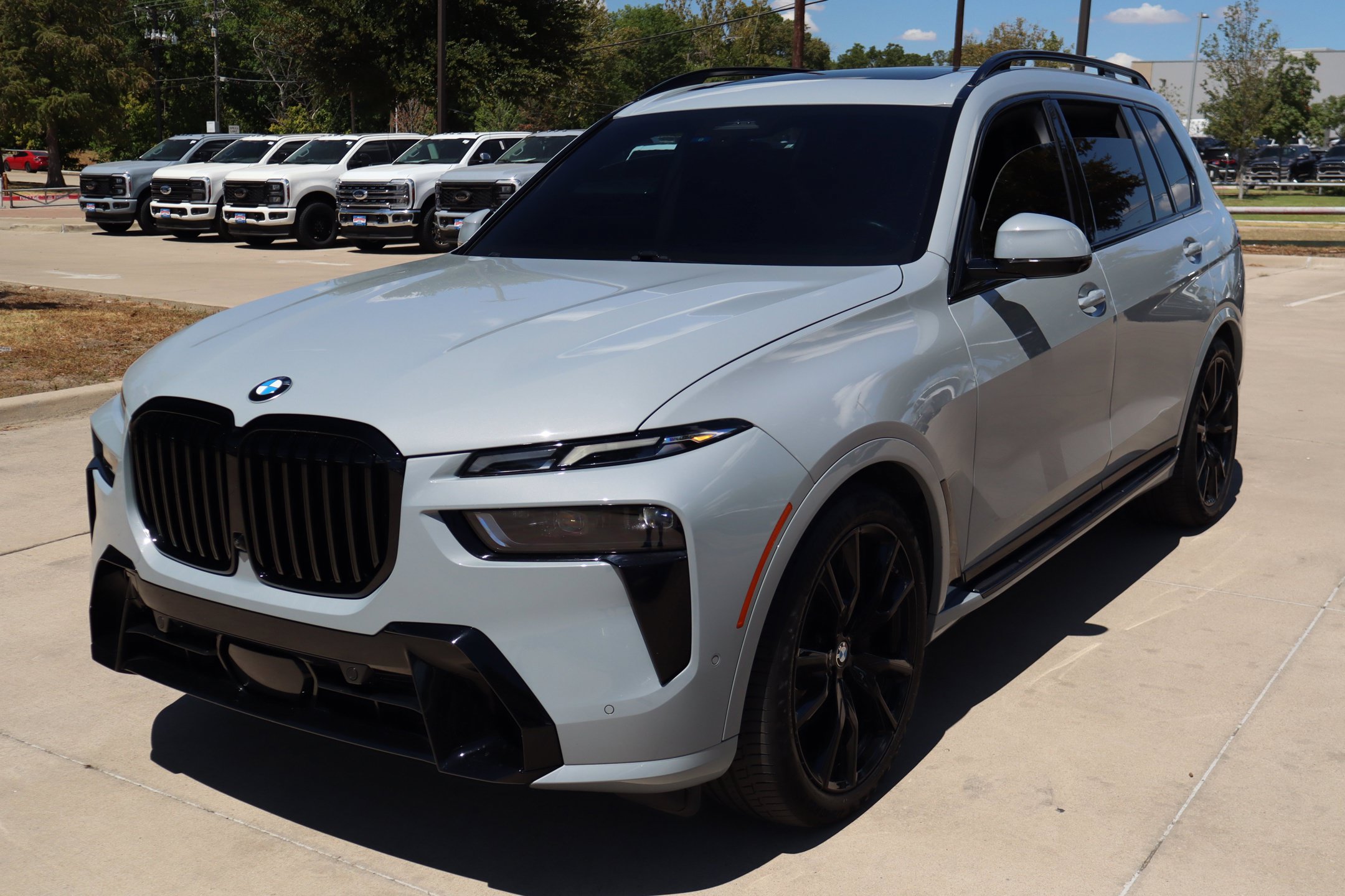 Used 2025 BMW X7 xDrive40i AWD/4WD image 10