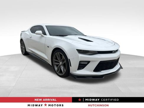 Used 2016 Chevrolet Camaro SS RWD image 1